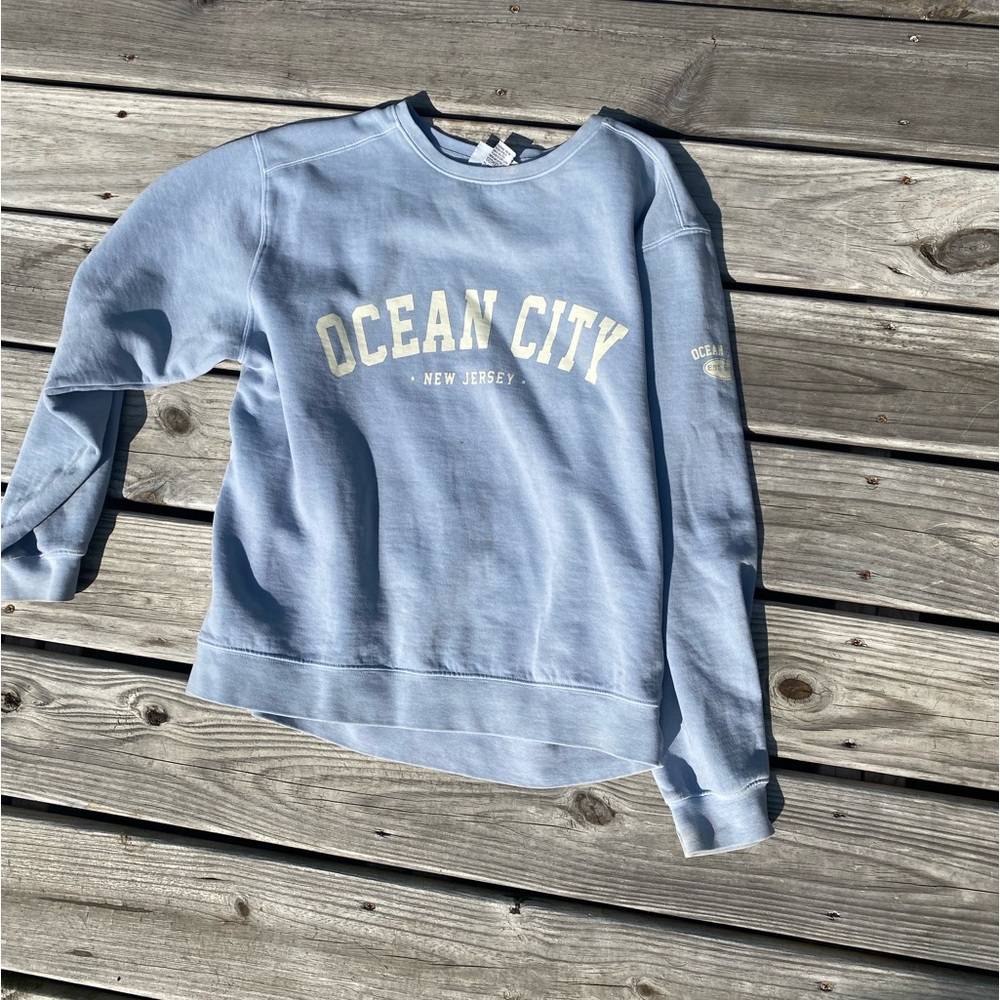 light blue ocean city crewneck